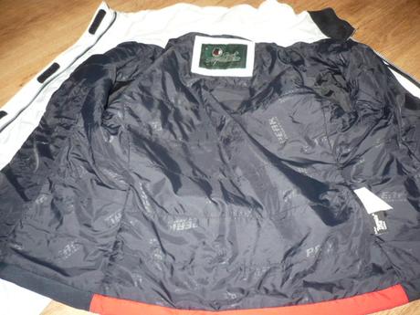 Bunda zn. peak performance, vel. m, m