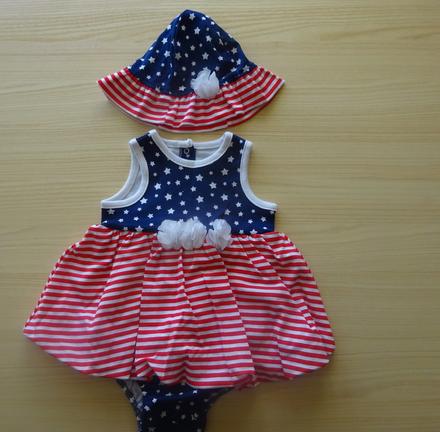 Komplet - body se sukýnkou a kloboučkem, vel. 6m, 68