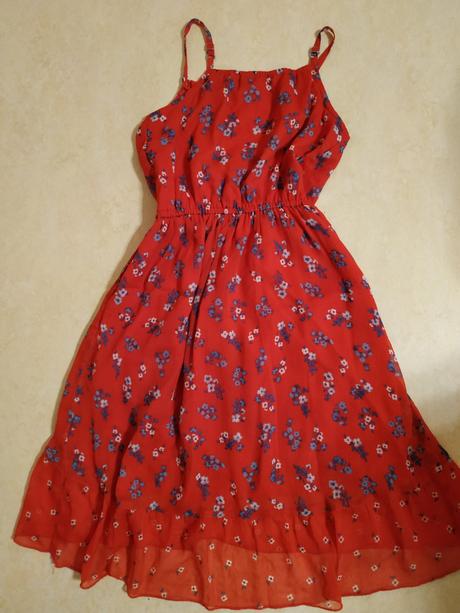 Šatičky vel.122-128, 122