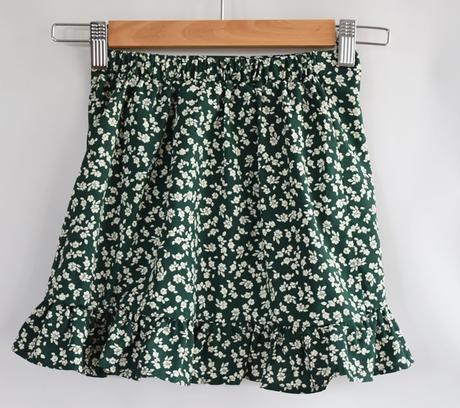 Sukně vel. 7 let, 122