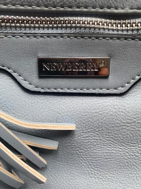 Pěkná modrá kabelka-crossbody, 