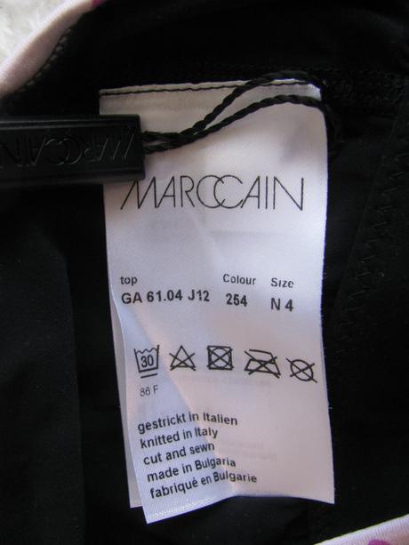 Sportovní funkční tričko s všitou podprsenkou, s