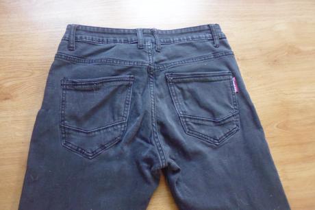 Džíny, 32