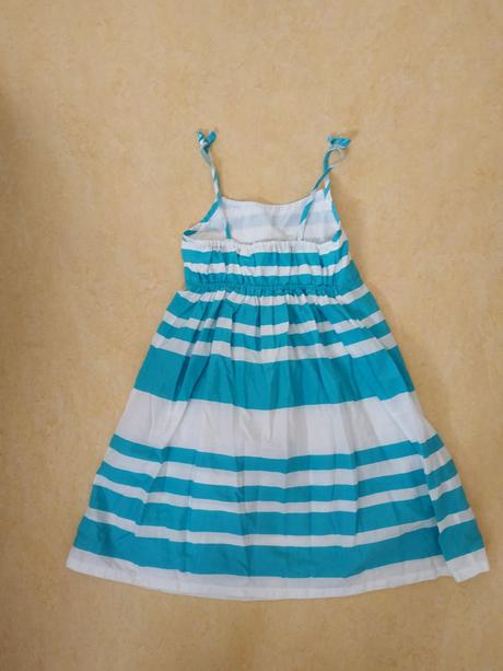 Šatičky vel.116-122, 116