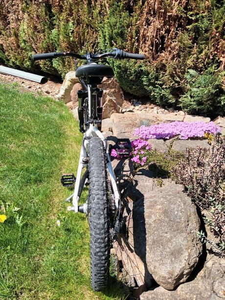 Dětské kolo specialized hotrock 20, specialized,20