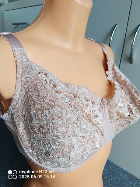 Podprsenka tělová zn."linia" vel."80g", linia,80g