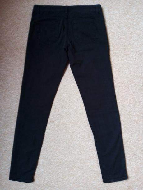 Skinny zn."benetton" vel."29", benetton,28