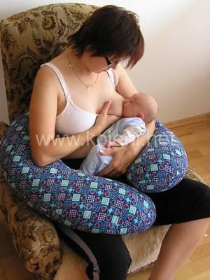 Dítě se při kojení dusí