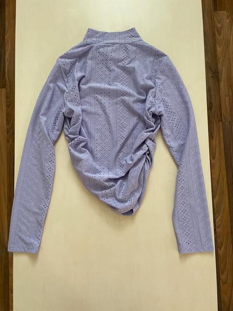 Nový, děrovaný fialkový top / roláček, vel s-l, sh, s