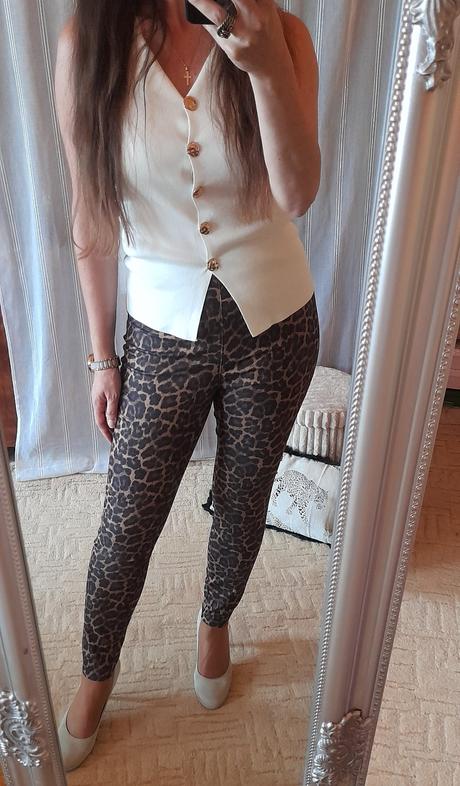 H&m kalhoty s leopardím potiskem, h&m,42