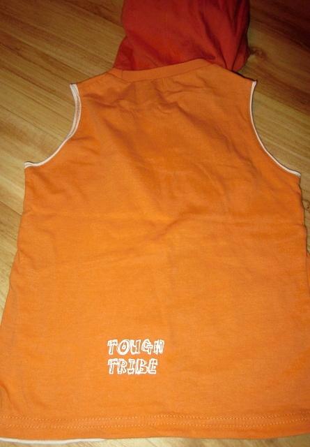 Tričko s kapucí, 104