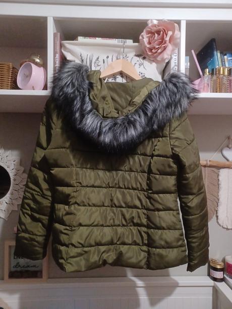 Zimní bunda s kožíškem, s