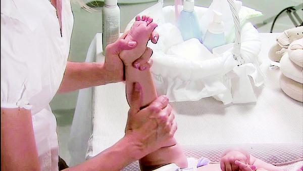 Má vaše miminko rádo nanášení krému?