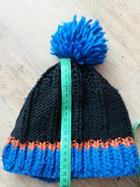 Zimni cepice cca 3 roky, 