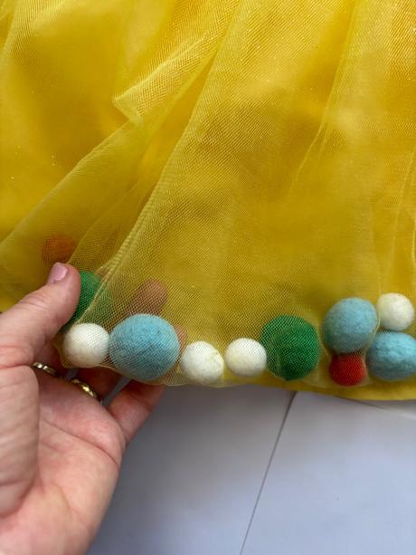 An7/ kostým šaty - v.5/6 let, 