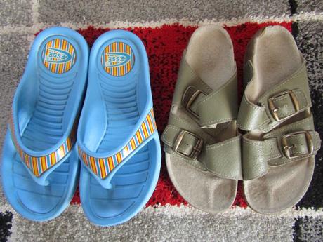 Pantofle pro kluka vel.34 nebo žabky-vel.35, 34