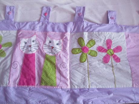 Šitý oboustranný kapsář k posteli + 2 polštářky, šířka (cm): 50,délka (cm): 190