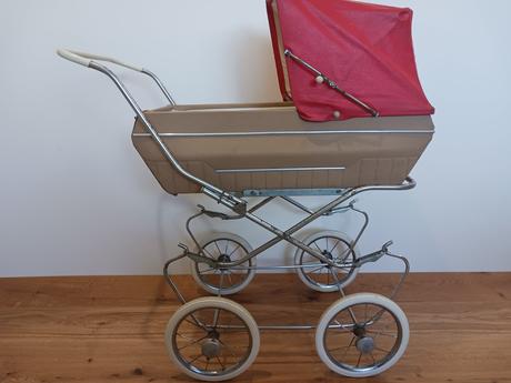 Retro kočárek, 