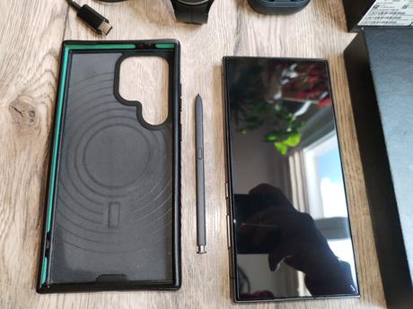 Mt samsung galaxy s24 ultra, hodinky, sluchátka, samsung