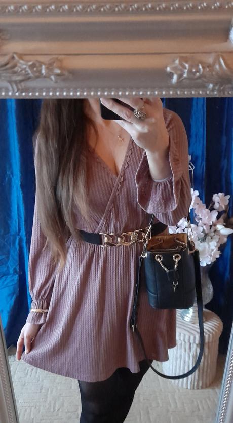 Pudrové áčkové mini šaty, xs