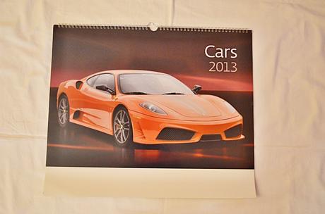 Nástěnný kalendář auta 2013,