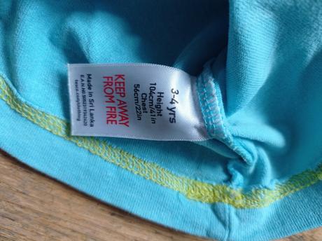 Triko dlouhý rukáv s kapucí 104, tesco,104