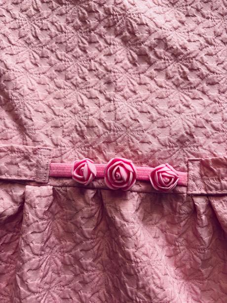 Ob/ šaty s ornamenty- v.cca 4/5 let, 110