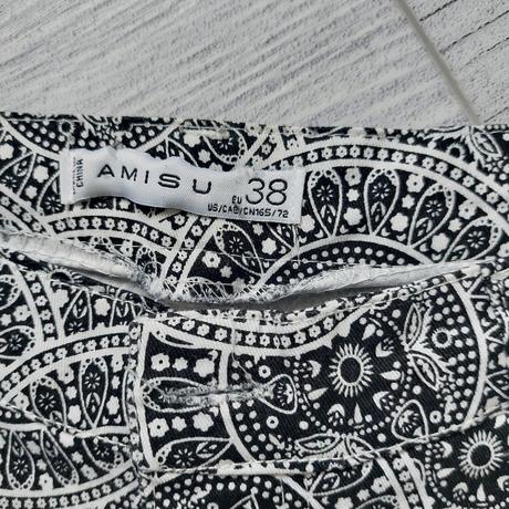 Bíločerné kraťasy amisu vel.38, amisu,38