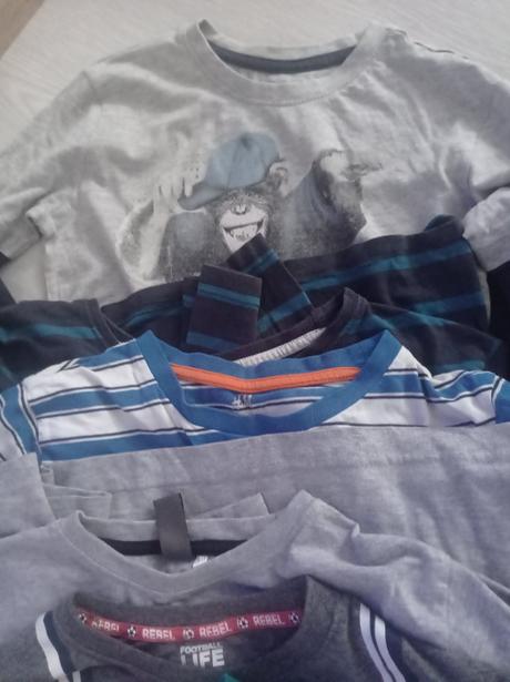 Mix triček 140,146, 146