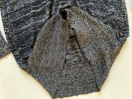 Delší propínací svetřík se stříbrnou nití, vel m i, f&f,m