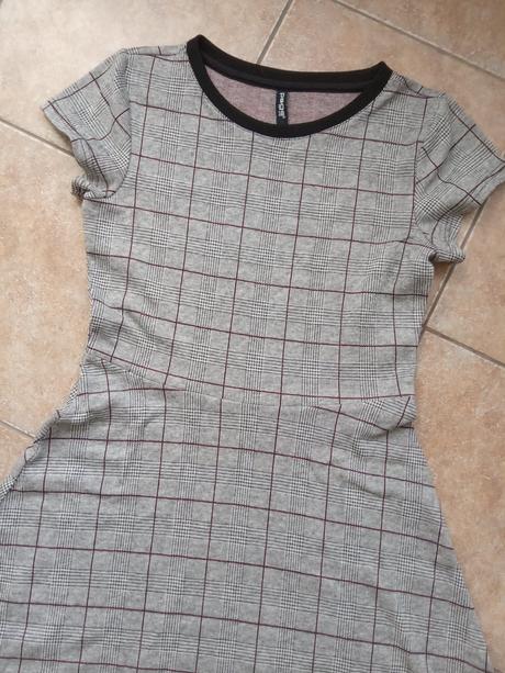 Šaty vel.s, s