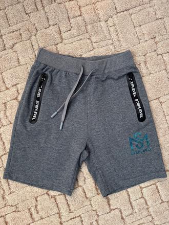 Bavlněné kraťasy, 140