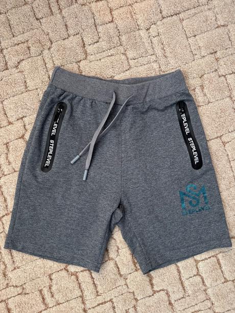 Bavlněné kraťasy, 140