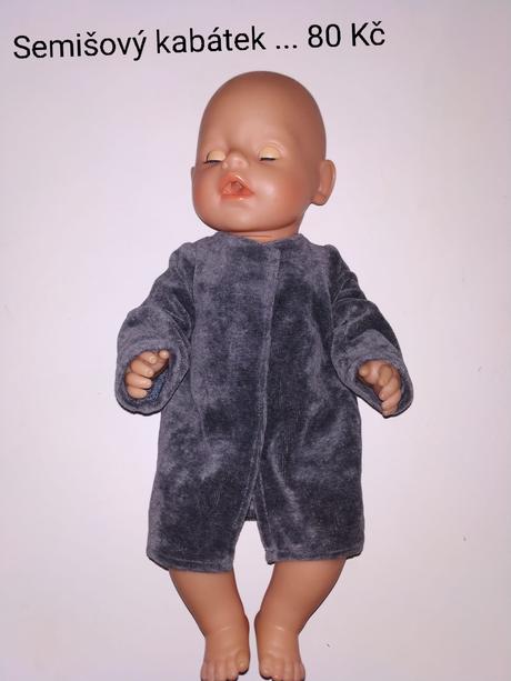 Oblečení na panenku,