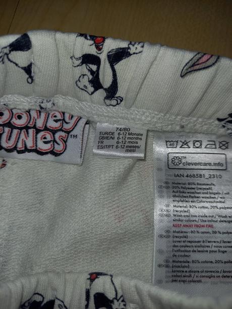 Tepláky, tepláčky, 74