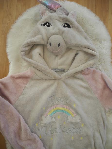 Mikina jednorožec, 152