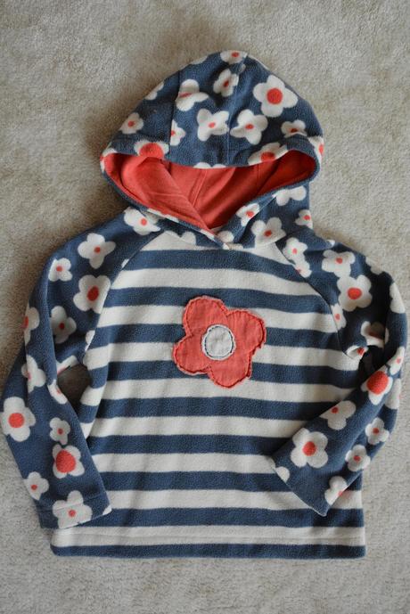 Komplet s holčičkou, 86–98