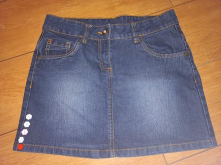 Riflová sukně, 164