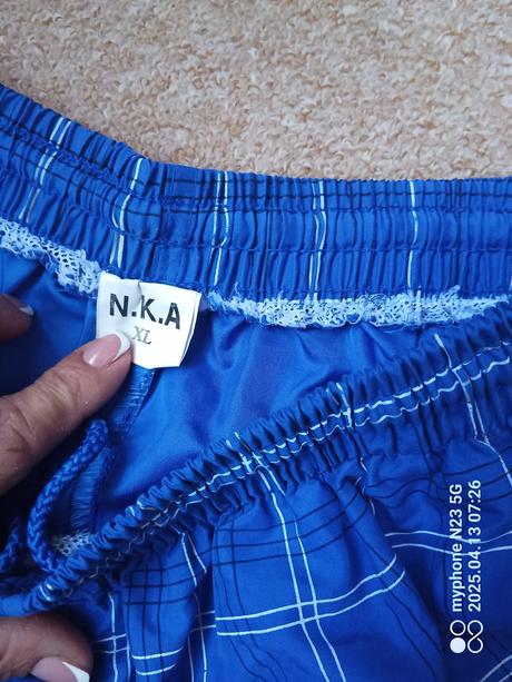 Šortky zn."n.k.a." vel."l-xl", l
