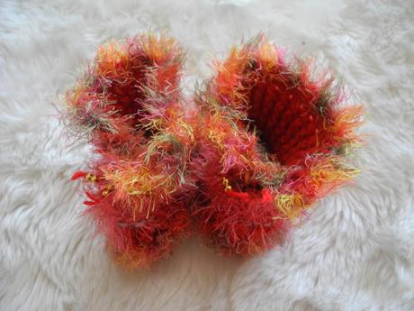 Háčkované capačky i pro panenku, <17