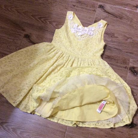 Krajkové šaty zdobené květinkami s perličkami, monsoon,122