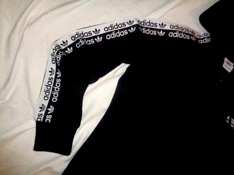 Luxusní černá sportovní bunda adidas uk14, adidas,42