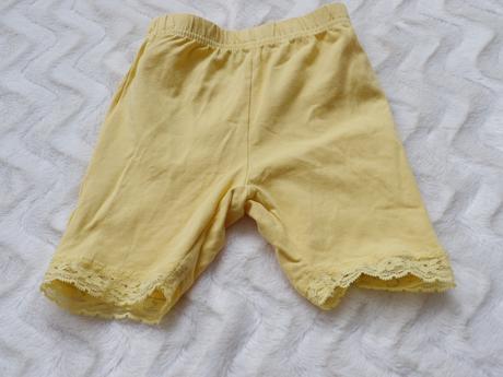 Zlute leginky s krajeckou, okay,104