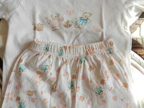 Pyžamo dvoudílné s medvídky, 92