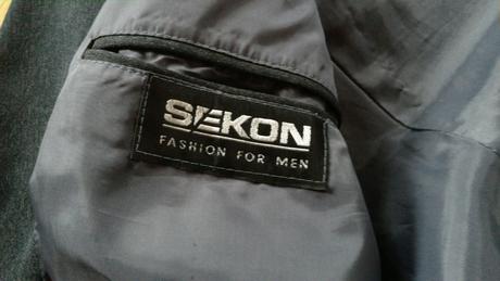 Pánský oblek na 182cm vysokého muže, 182