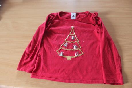 Vánoční tričko s flitry vel. 122, 122