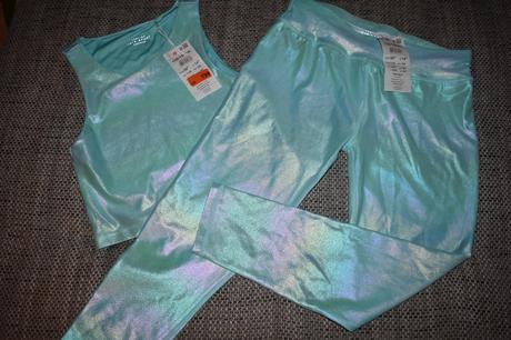 Nový sportovní set /legíny+top/ reserved, 152/158, reserved,152 / 158