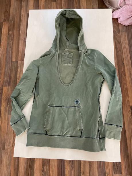 Khaki mikina s kapsou a kapucí, vel neuvedena cca, m