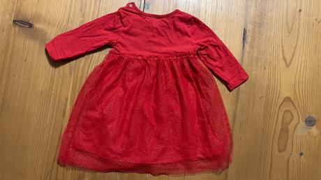 Vánoční šaty se zajíčky, 92