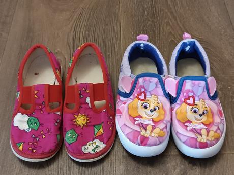 2x dívčí bačkorky paw patrol a čechtín, vel.25, 25